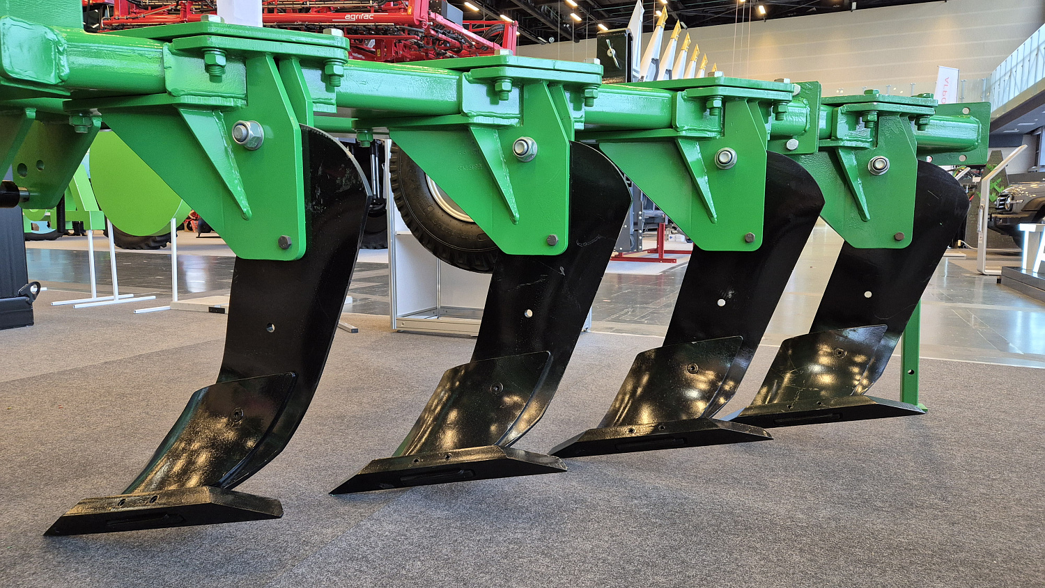 Глубокорыхлитель "CORVETTE"