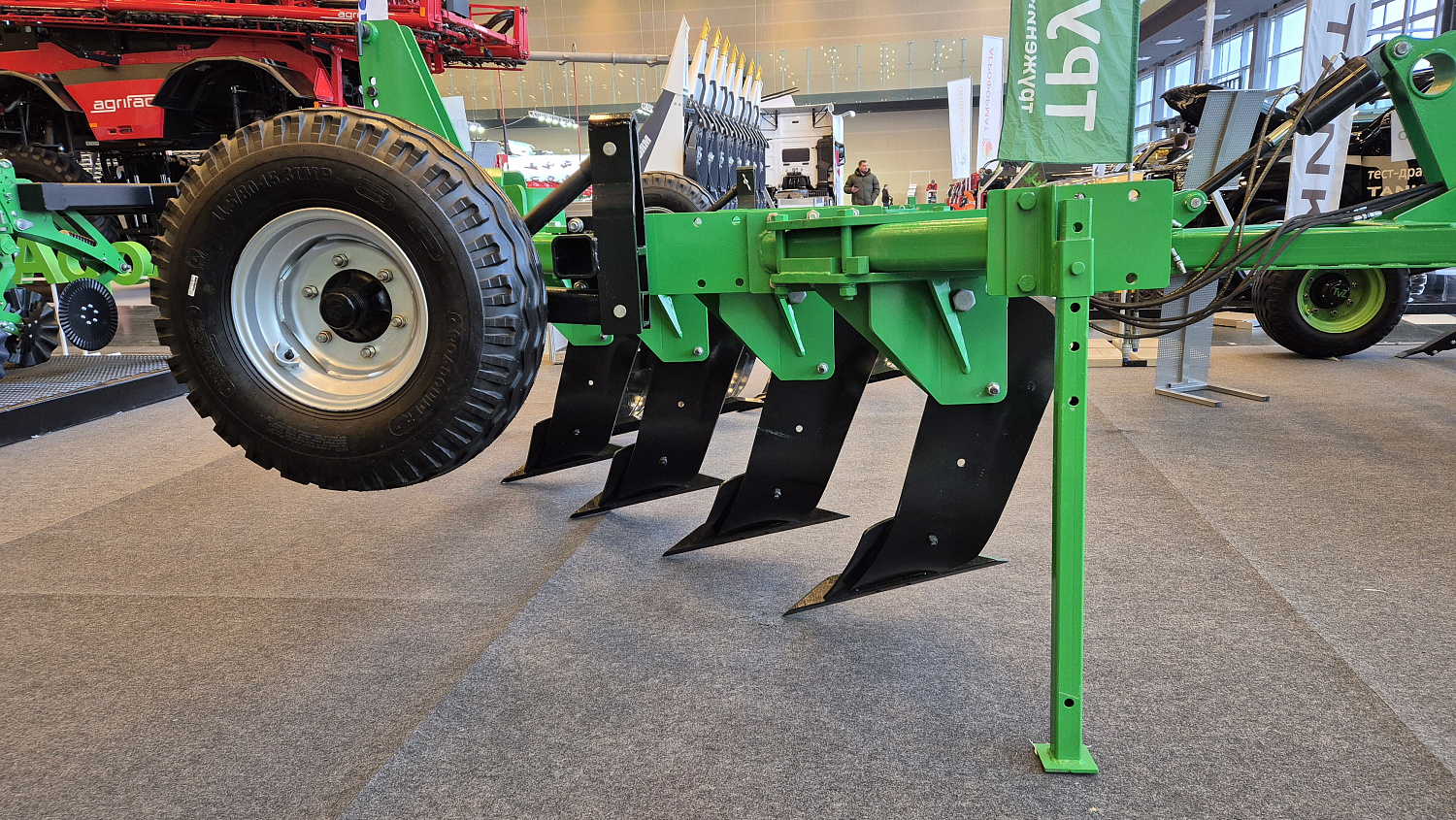 Глубокорыхлитель "CORVETTE"